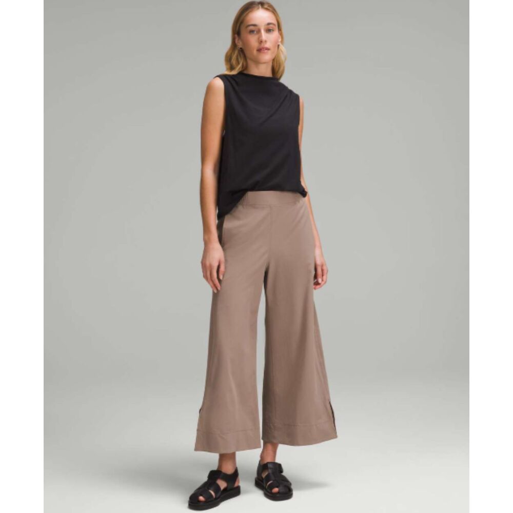 Lululemon Stretch Woven High-Rise Wide-Leg Cropped Pant, Taupetastic, Size M - Picture 2 of 10